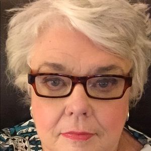 Meet your Posher, Linda